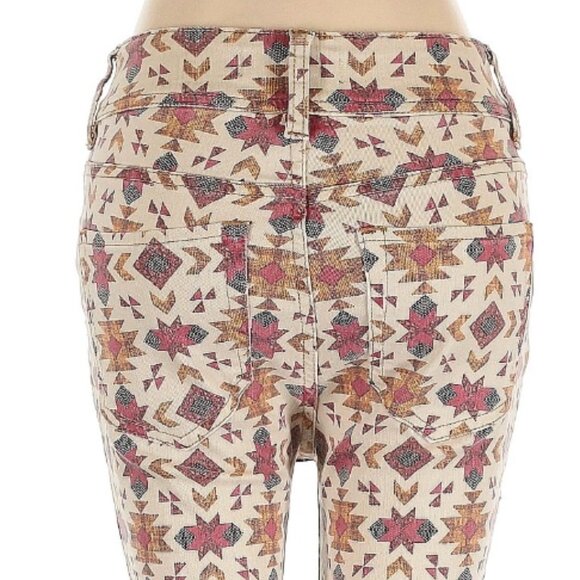 Free People "We The Free" Aztec Print High Rise Raw Hem Jeans 27 - Picture 9 of 13